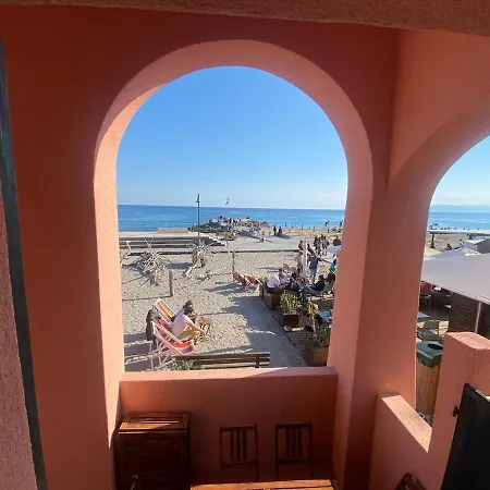 Dreamy Duplex Apartment Varigotti